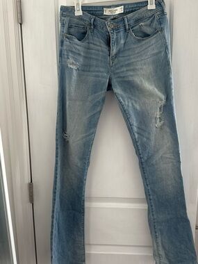 Y2K Abercrombie & Fitch Women's Light Blue Distressed Jeans mid to low rise